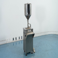 WuXi YK Automation Technology Unguent Liquid Filling Machine image 1